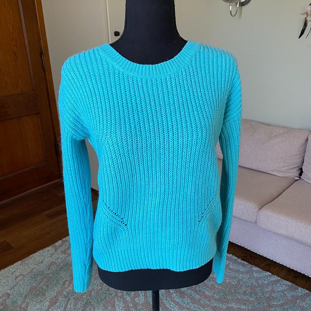 Aeropostale Women's Sweater Blue Long Sleeve Scoop Neck Knit Pullover Small Size